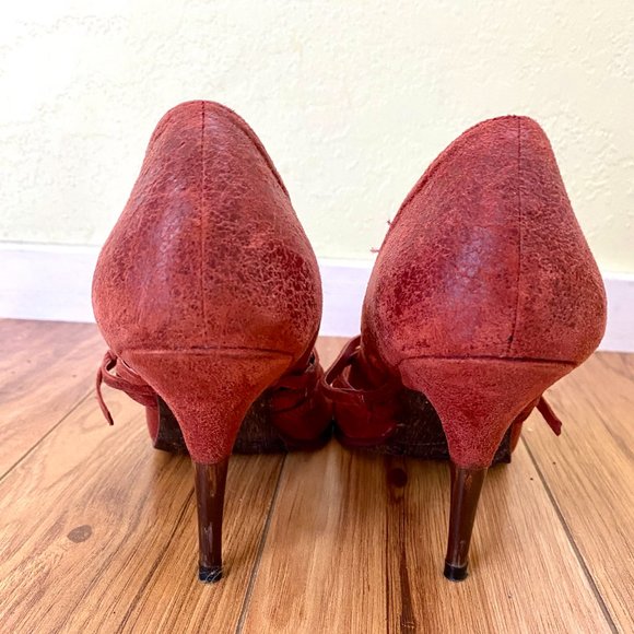 Diesel Distressed Suede Leather Heels Shoes Burgundy Red Round Toes US 7.5 - Picture 2 of 7